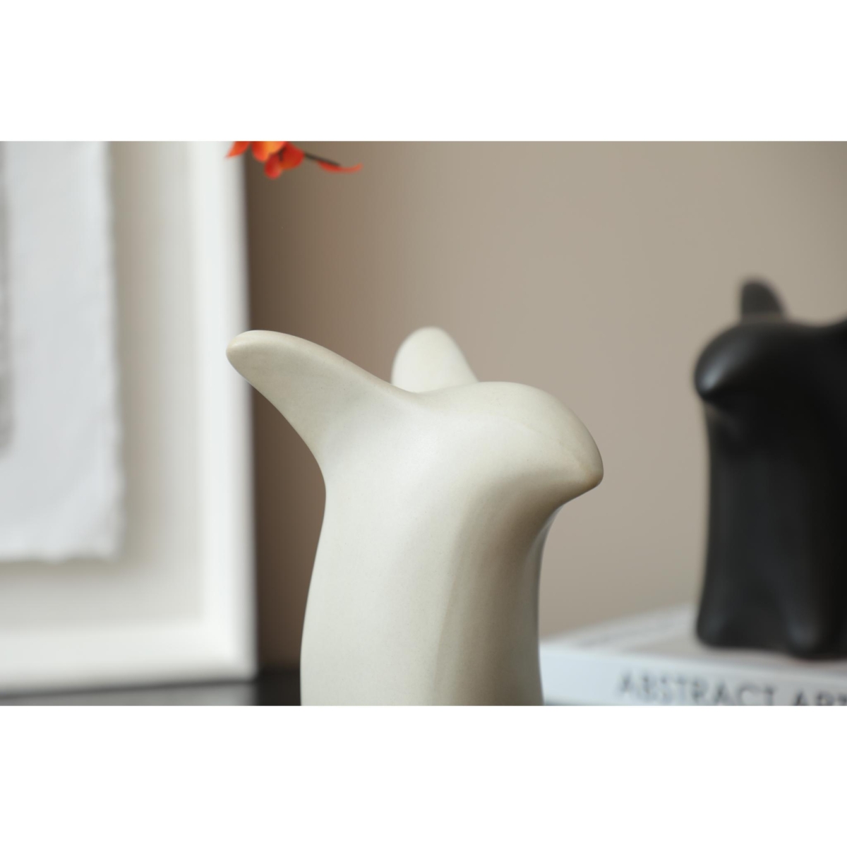 FD-D25005A-3.jpg Penguin Figurine