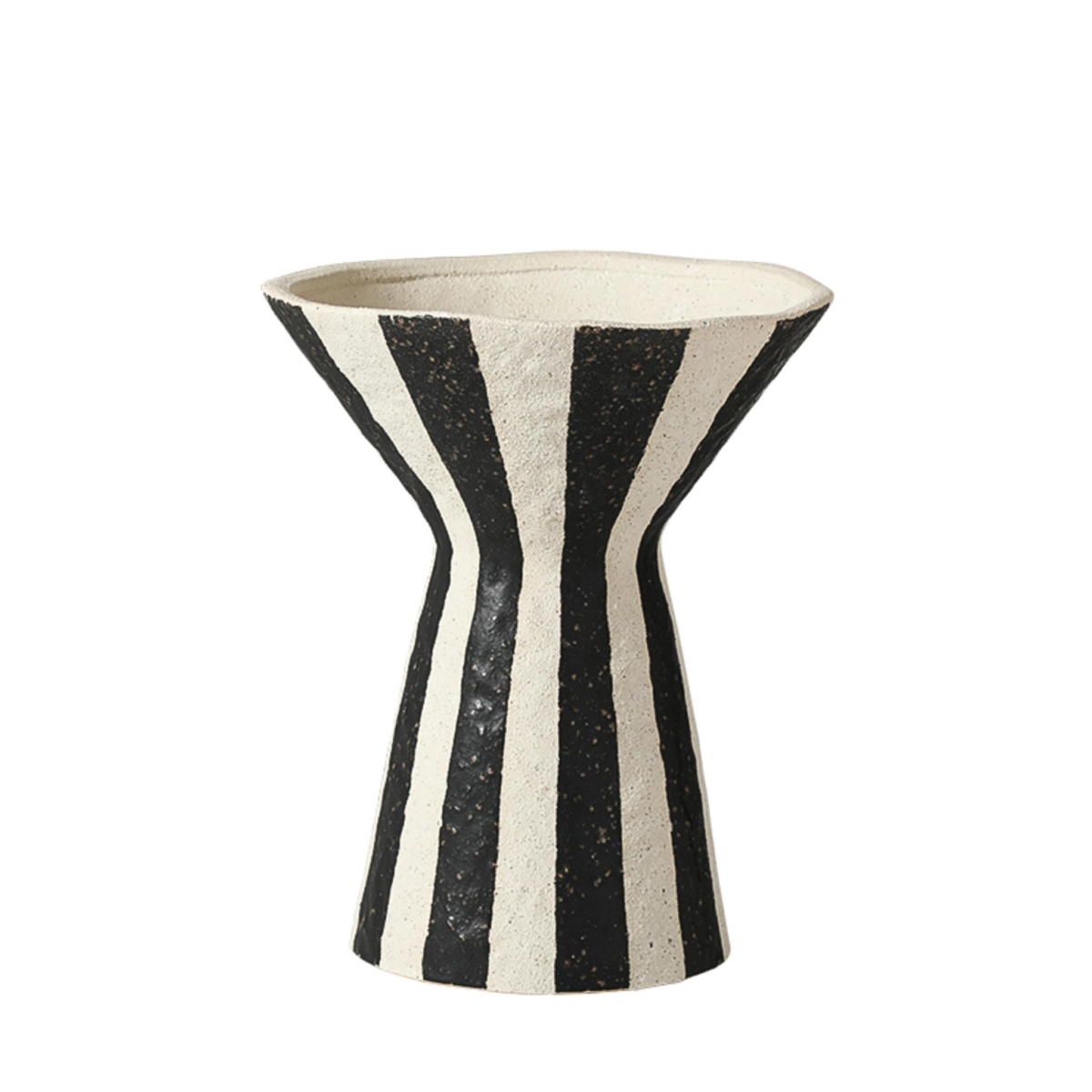 Black Line Vase A
