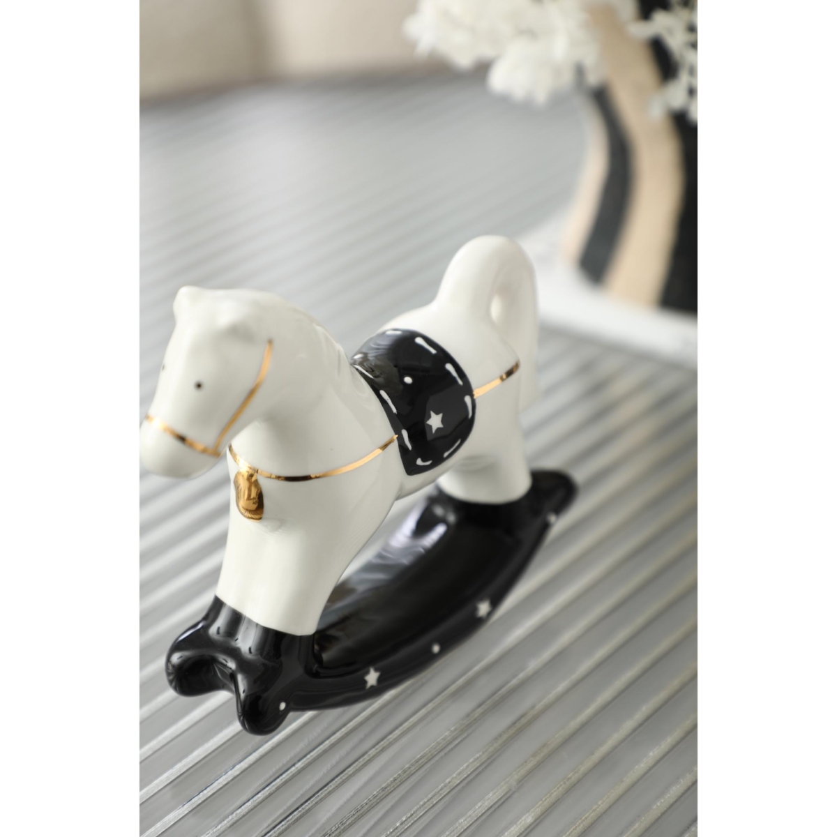 Pony B