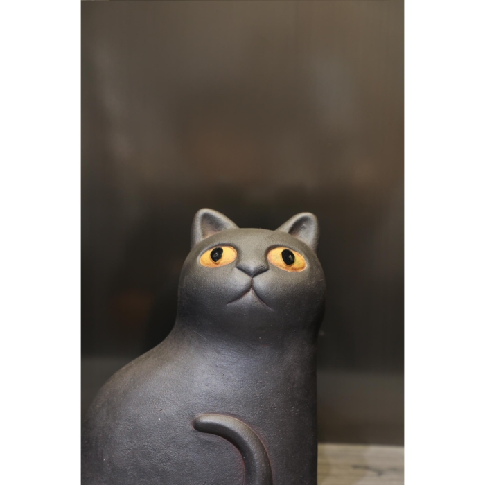FF-N24029A-3.jpg Cat Figurine A