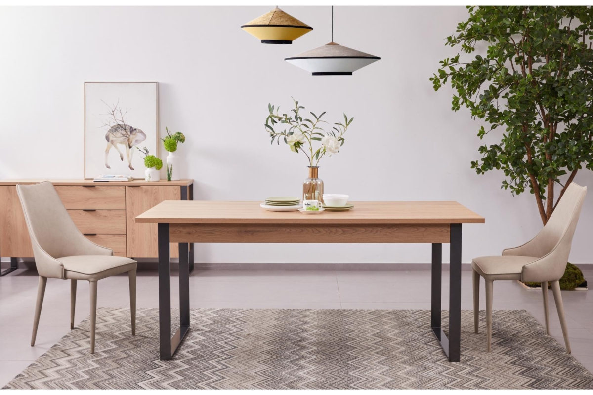 WAGONY Dining Table