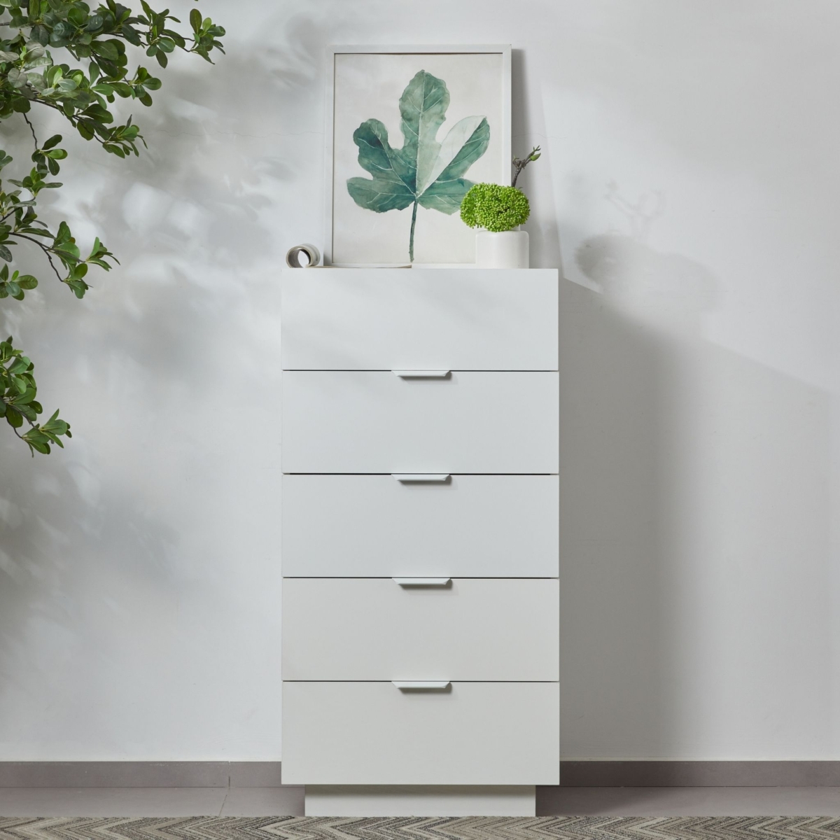 CLOSIA Chest Of Drawer
