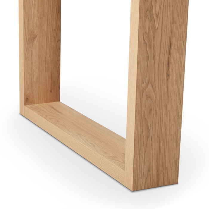 Saphyra Dining Table