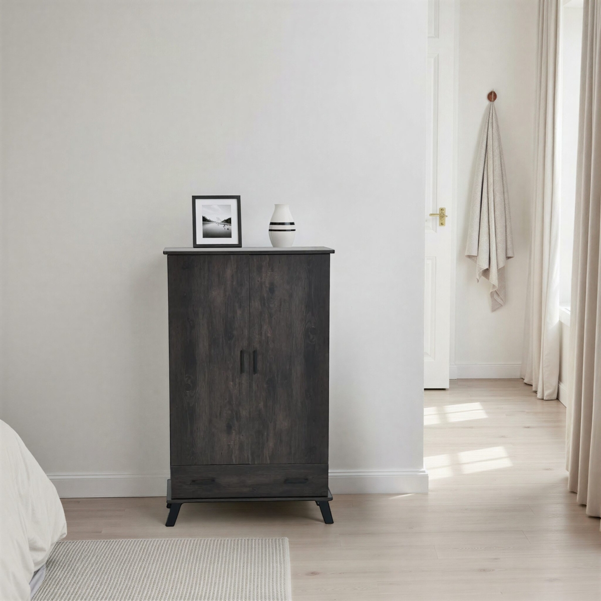 VARLEN Shoe Cabinet VARLEN Shoe Cabinet