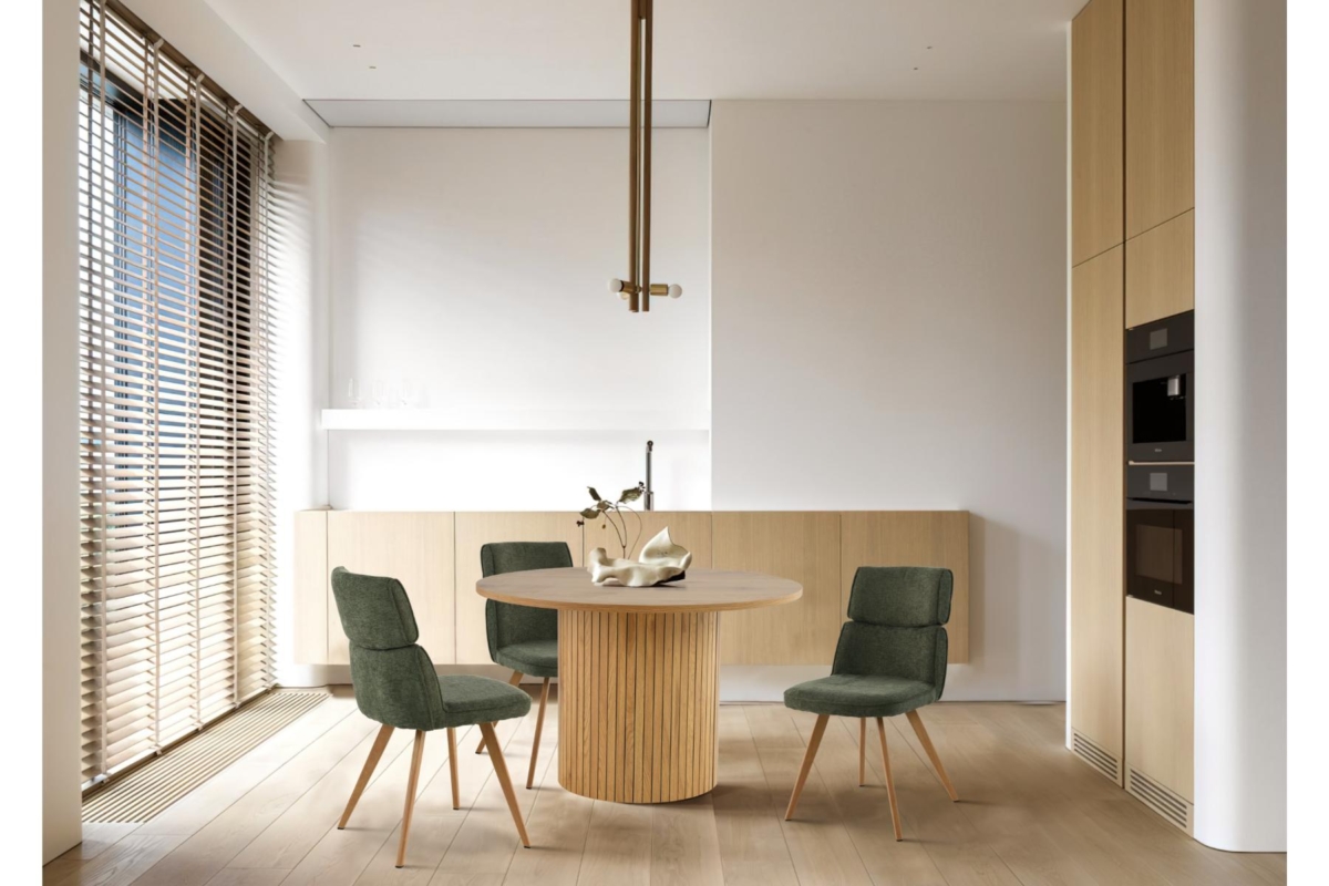 PINEY Dining Table