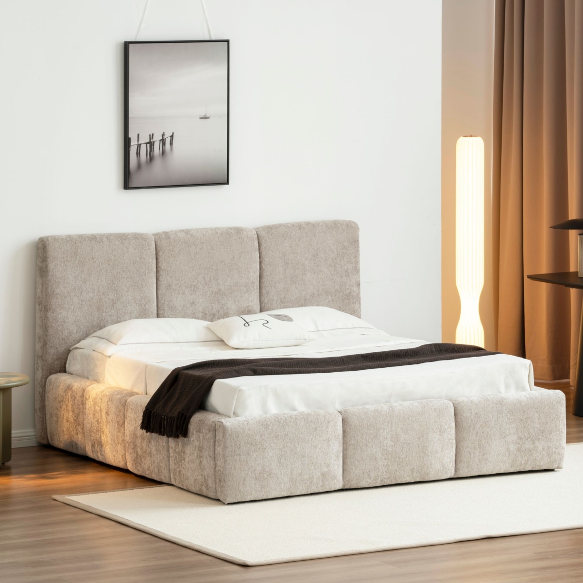 Beige Bed 5.5ft Fb