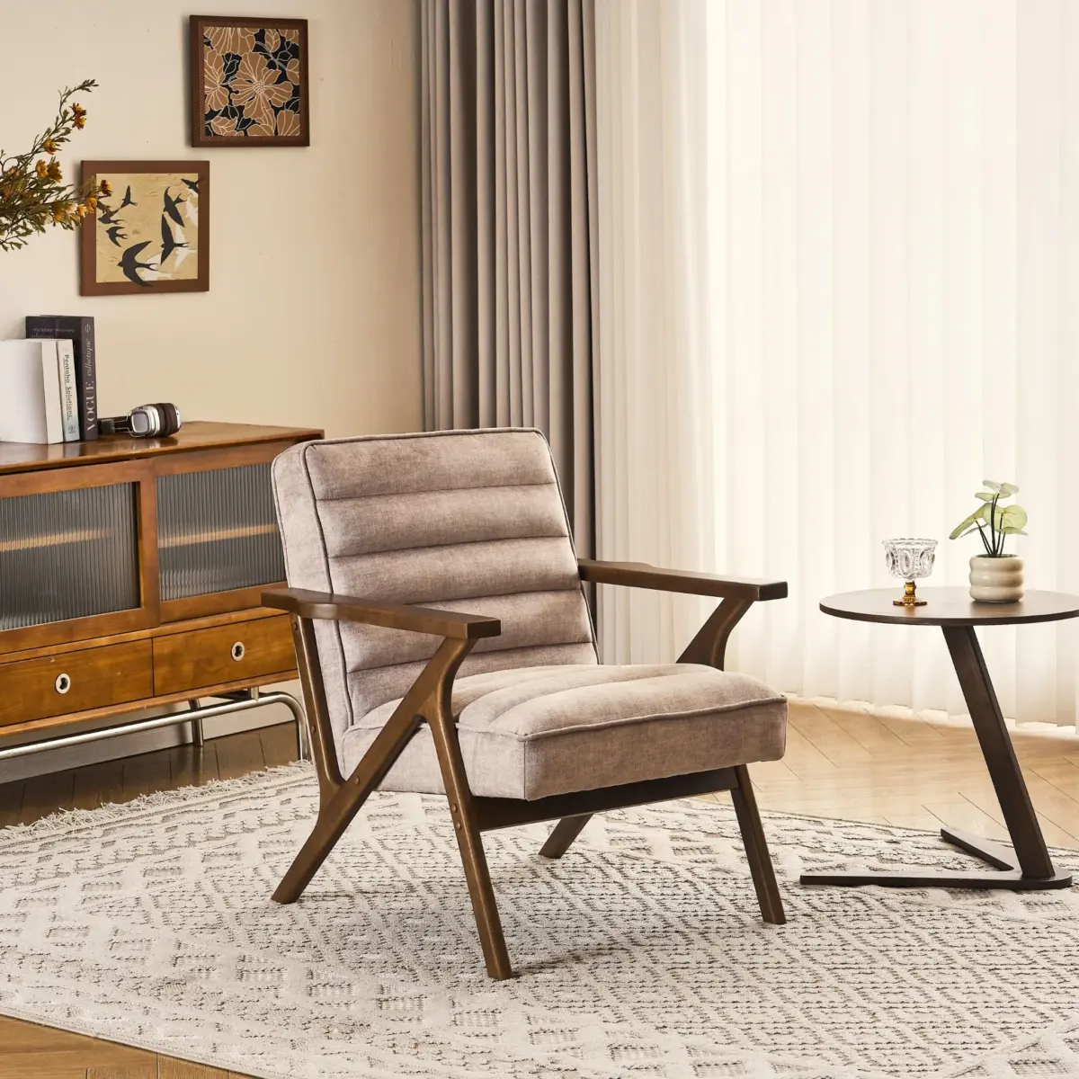 OLDE Armchair