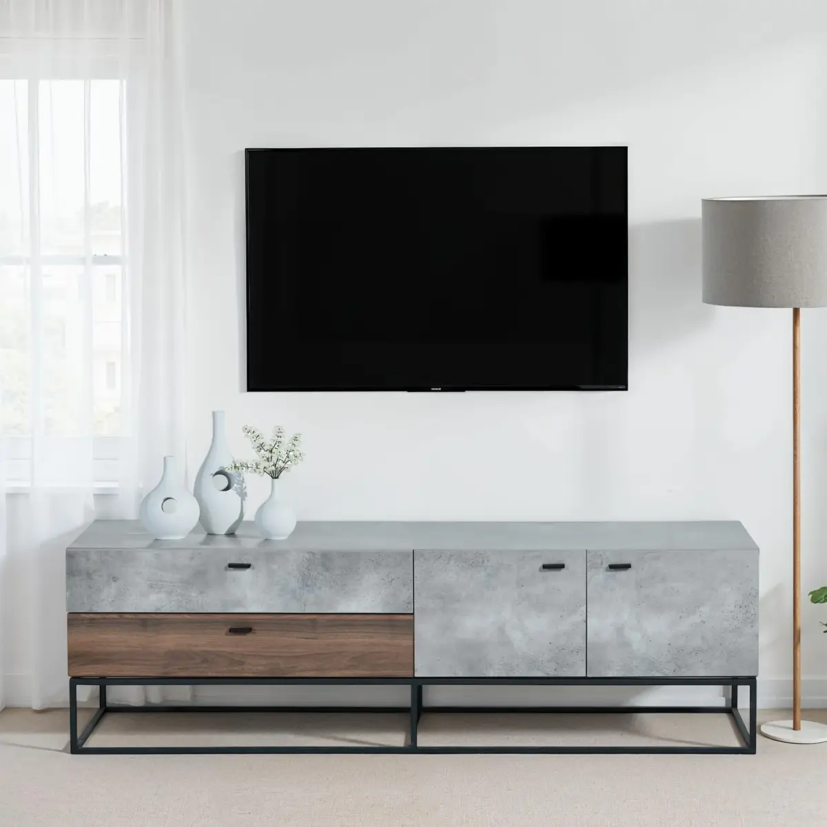 UBIQUA TV STAND