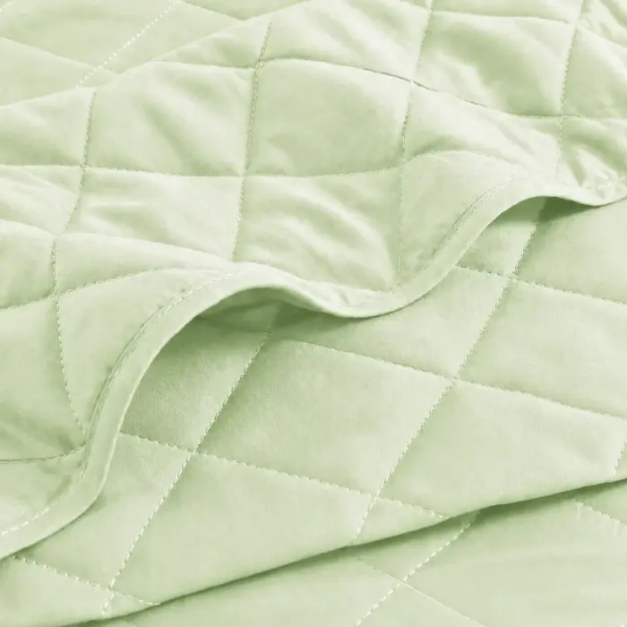 B0779, B0781, B0783 PIC 2 Bedspread 260 x 240cm