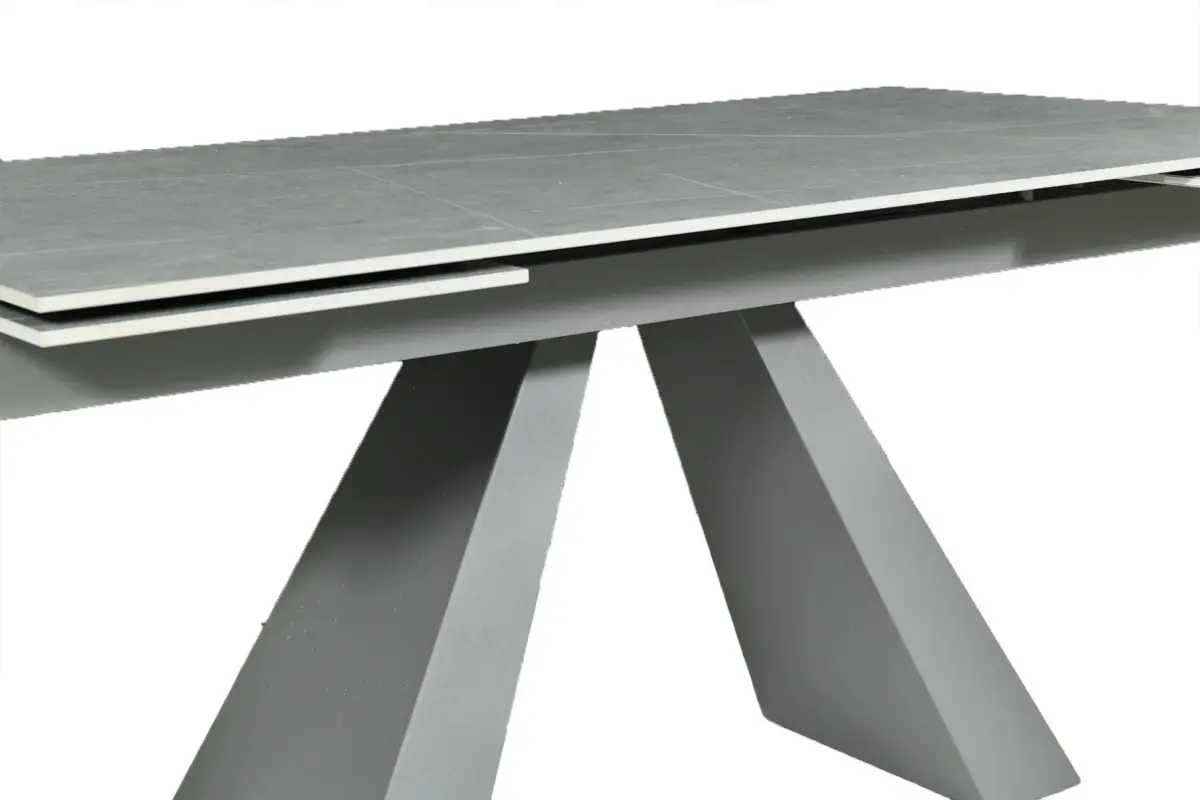 ARMOR Dining Table