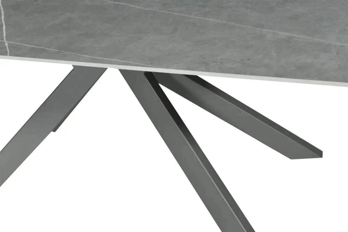 ALIEN Dining Table