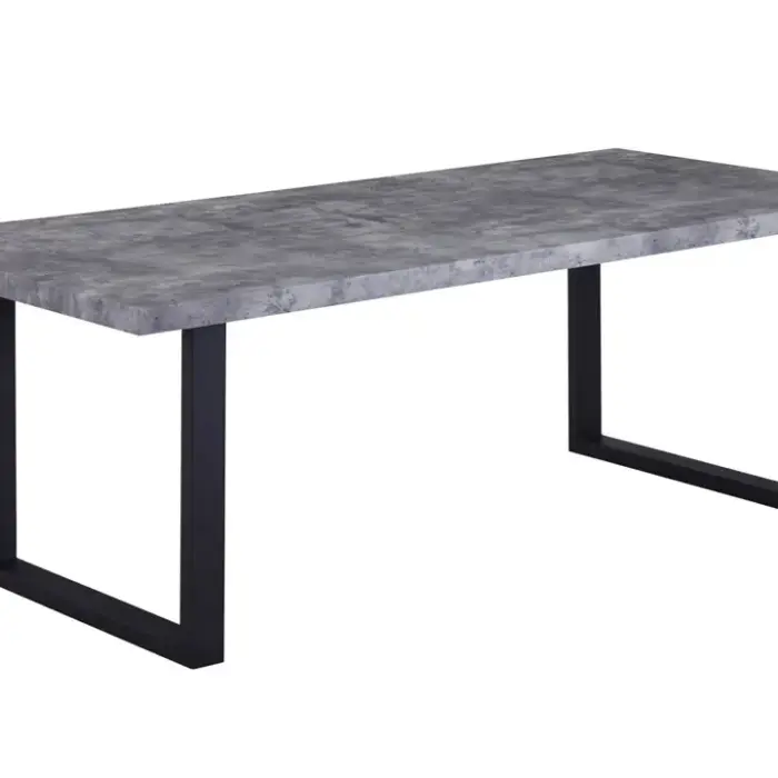 KIISA Dining Table