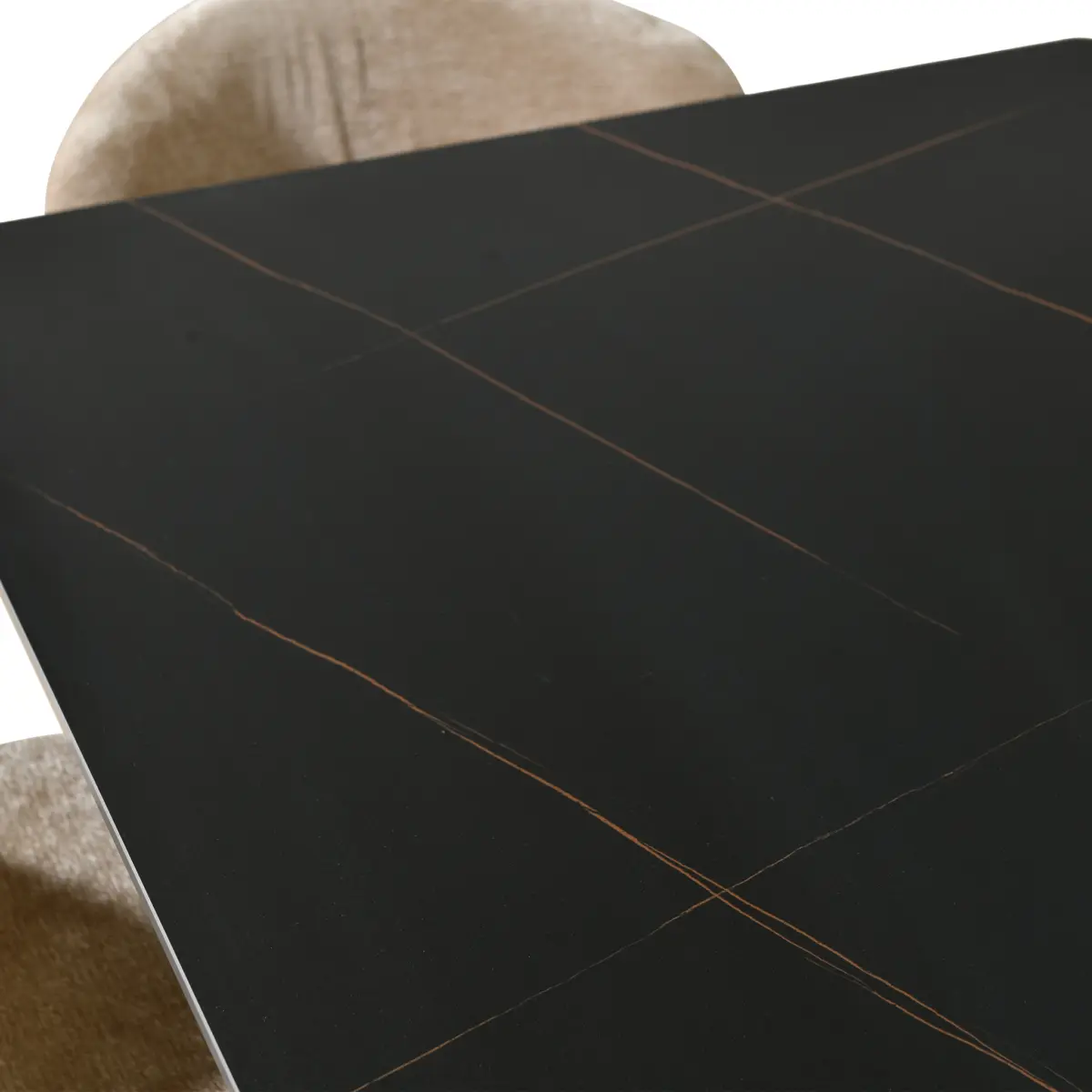 LUCCA Dining Set