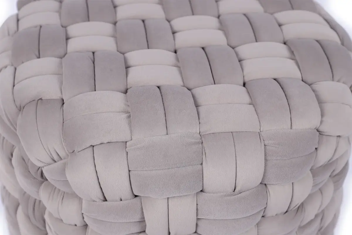 ZURI Pouf