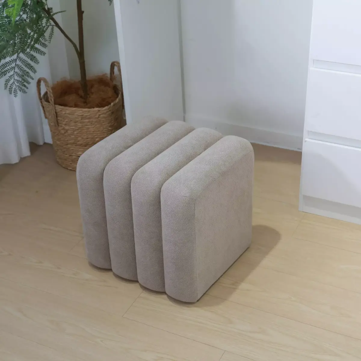 PRAQUE Pouf