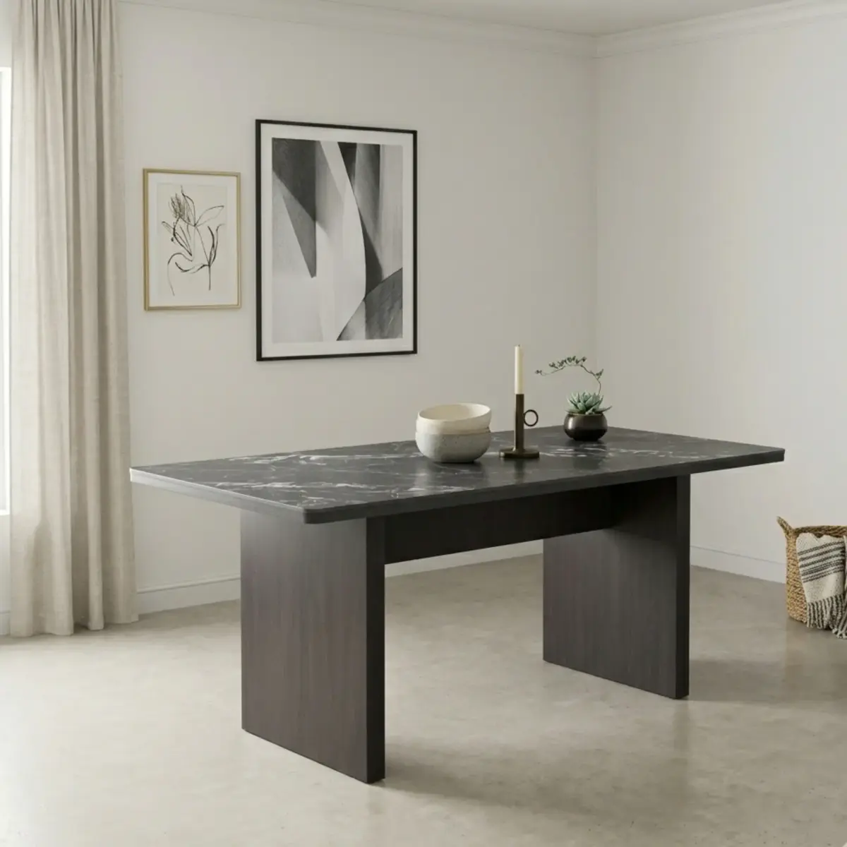 TOULOUSE Dining Table