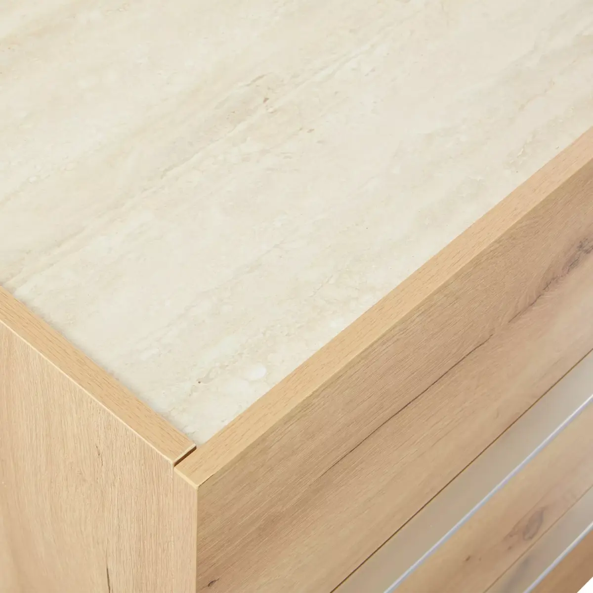 DEVA Dresser