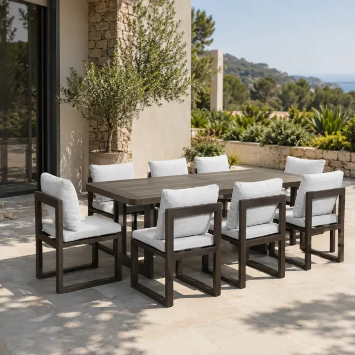 TAMARIND Outdoor Dining Set
